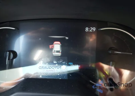 2024 Toyota Rav4 Xle/Xle Premium z USA, uszkodzony, nr VIN 2T3W1RFV8RC283739